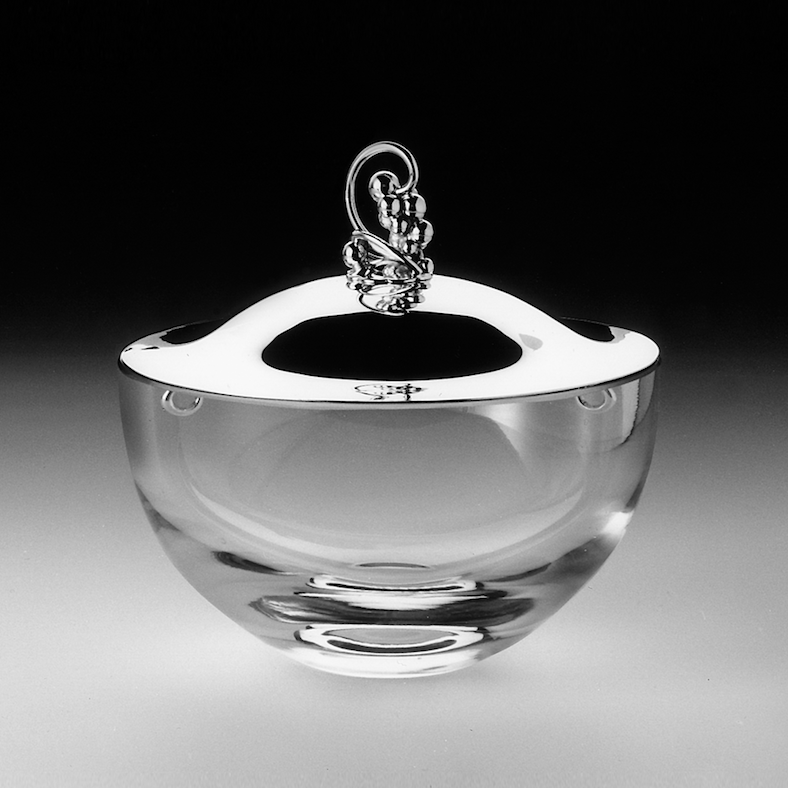 Cristal bowl with silver cover and silver trimming by Robbe & Berking