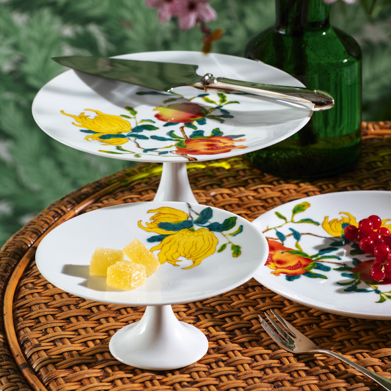 Harmonia Petits fours stands by Raynaud