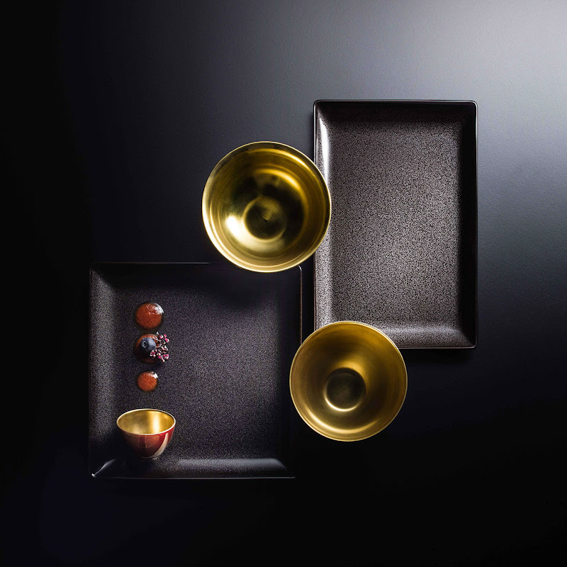 Noir Pailleté by Jaune de Chrome