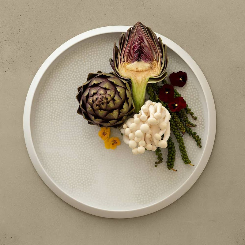 Illusion by Hering Berlin