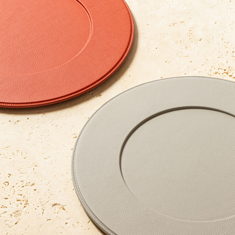 Presentation Plate by Giobagnara x Poltrona Frau