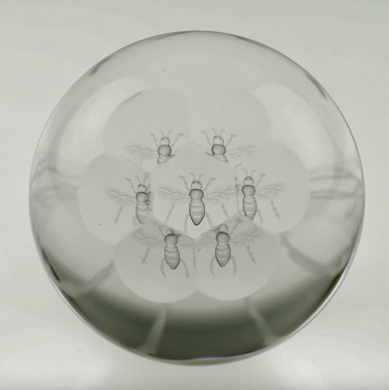 Paperweight "Bees". Vintage by Royal Leerdam