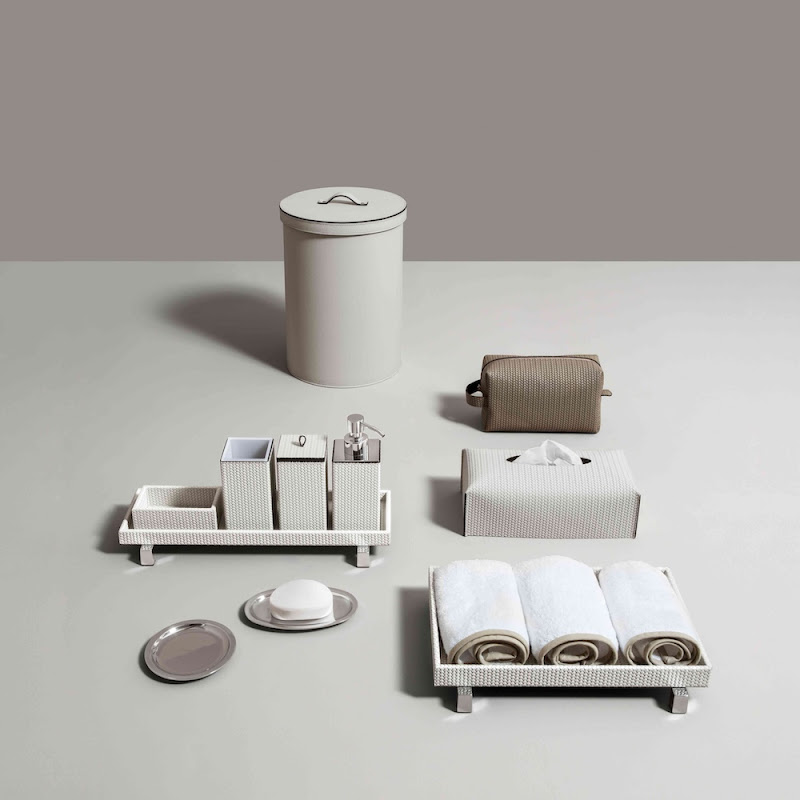 Bathroom Accessories "Poseidon" Square by Pinetti
