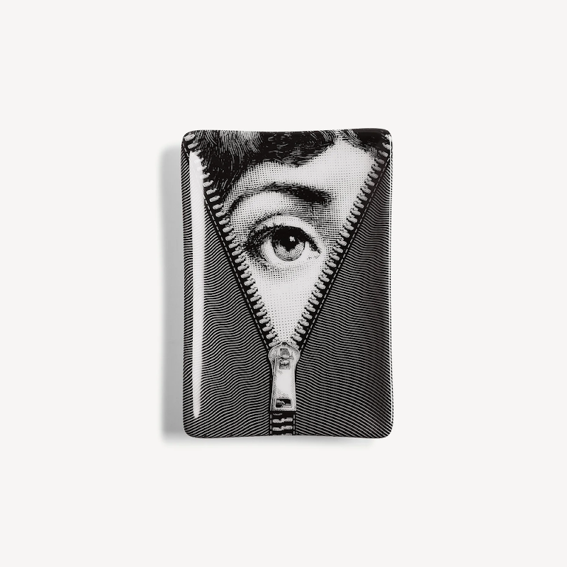 Tray 'Tema e Variazione nr. 401' by Fornasetti