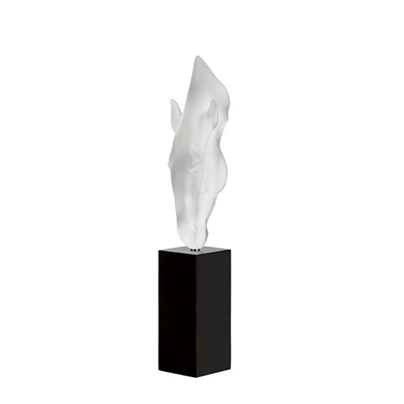 Object "Still Water" by Lalique